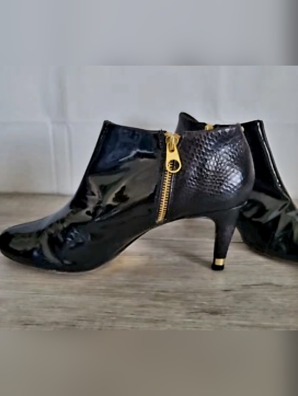 Ted Baker Black Patent Ankle Booties Lizard Skin with Gold Zip Detail UK7 US 8.5